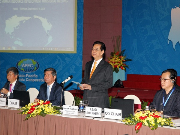 APEC hướng tới phát triển đồng đều và tăng trưởng bền vững ảnh 1