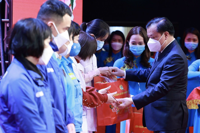 Hà Nội: Đượm nghĩa tình trong Chương trình “Tết sum vầy-Xuân bình an” ảnh 1