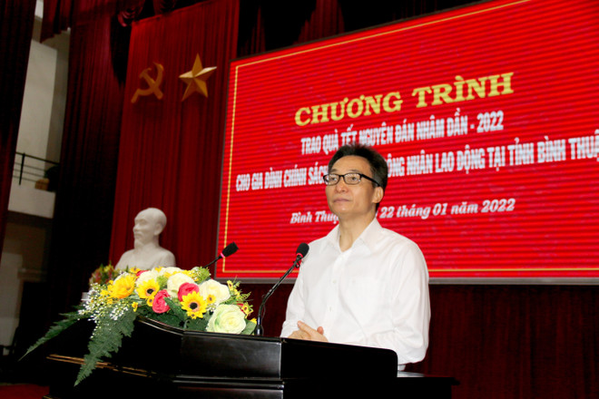 Phó Thủ tướng Vũ Đức Đam thăm và tặng quà Tết tại Bình Thuận ảnh 2