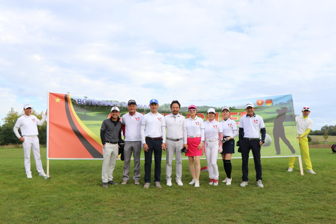 Đại sứ quán Việt Nam tại Đức tổ chức giải Golf hữu nghị Việt-Đức 2021 ảnh 1