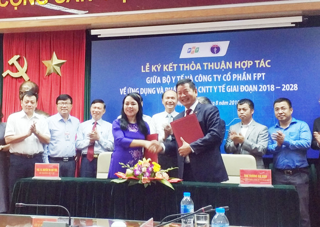 Tập đoàn FPT ‘bắt tay’ Bộ Y tế xây dựng mô hình y tế thông minh ảnh 1