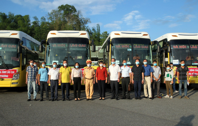 Tỉnh Lào Cai đón hơn 170 lao động về từ tâm dịch Bắc Giang ảnh 1