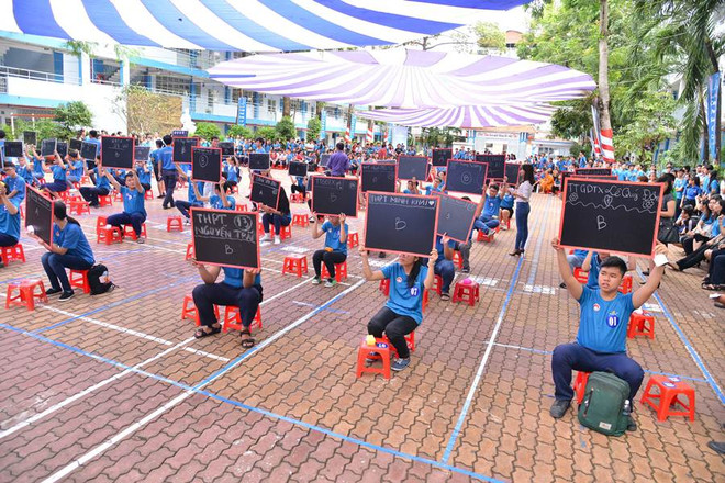 Vietnam Airlines đồng hành cuộc thi ‘Cùng non sông cất cánh’ ảnh 2