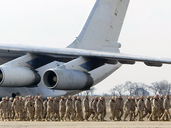 Mỹ cáo buộc Nga hỗ trợ quân sự cho phe ly khai ở Ukraine ảnh 1