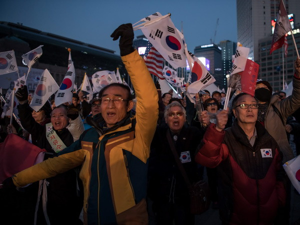 Hàn Quốc sẽ tiến hành điều tra kế hoạch đàn áp biểu tình ảnh 1
