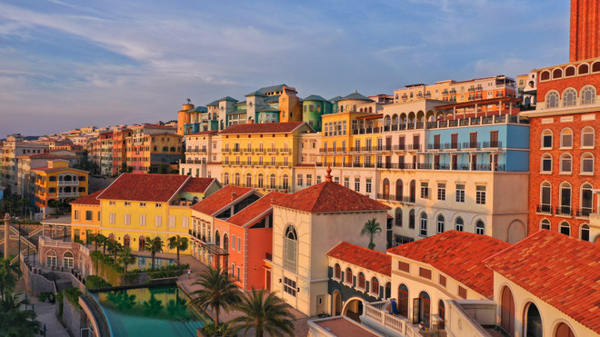 Vẻ đẹp đậm sắc màu Địa Trung Hải của Sunset Town. (Ảnh: Sun Group) Sunset Town ở đảo Phú Quốc - Điểm đến lãng mạn bậc nhất thế giới ảnh 1