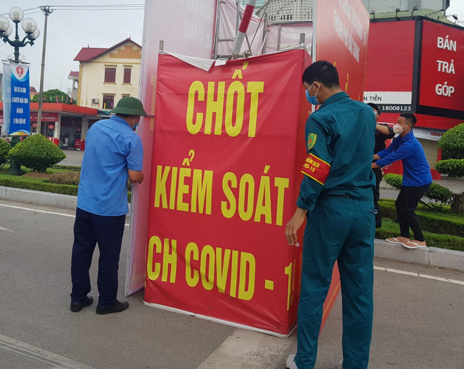 [Photo] Gỡ bỏ giãn cách xã hội toàn thành phố Bắc Giang ảnh 2