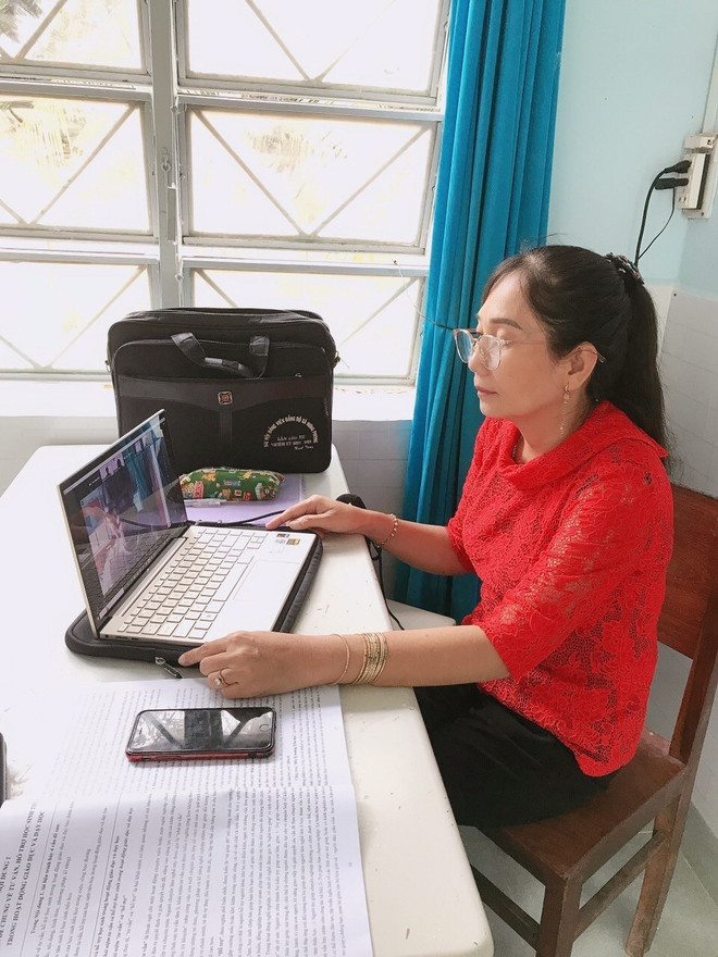 Bến Tre: Nhà giáo ưu tú gắn bó cả đời với học sinh xã đảo Giồng Trôm ảnh 2