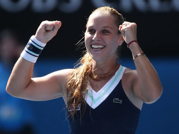 Thắng sốc Radwanska, Cibulkova đối đầu Li Na ở chung kết ảnh 1