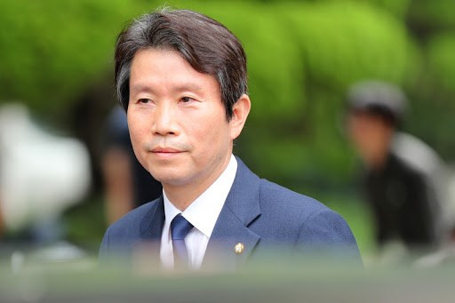 Bộ trưởng Thống nhất Hàn Quốc Lee In-young. (Ảnh: TBS) Hàn Quốc kêu gọi Triều Tiên thực thi các thỏa thuận thượng đỉnh ảnh 1