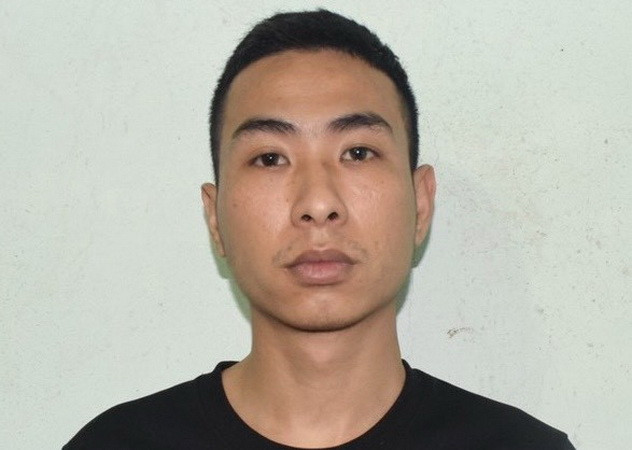 Khởi tố đối tượng thuê 3 xe ôtô trị giá 1,4 tỷ đồng mang đi cầm cố ảnh 1