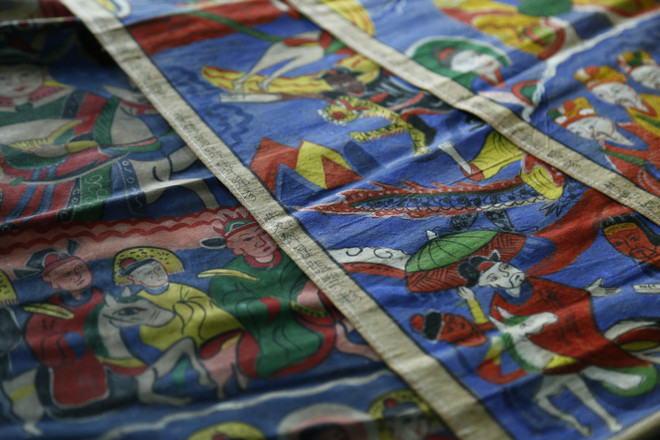 Nghệ nhân gìn giữ nét đẹp văn hóa trong tranh thờ của người Dao ảnh 2