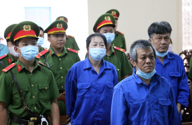 Người phụ nữ bị phạt 14 năm tù giam vì tổ chức buôn lậu đường ảnh 1