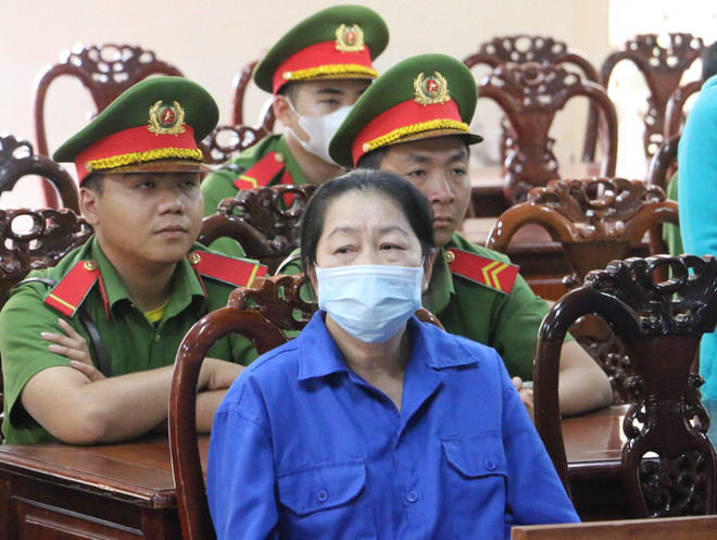 Người phụ nữ bị phạt 14 năm tù giam vì tổ chức buôn lậu đường ảnh 2