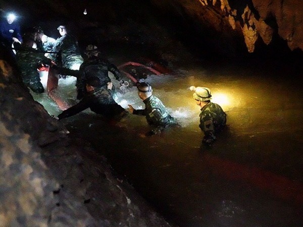 Thái Lan đẩy nhanh tiến độ tìm kiếm đội bóng sau khi nước rút ảnh 1