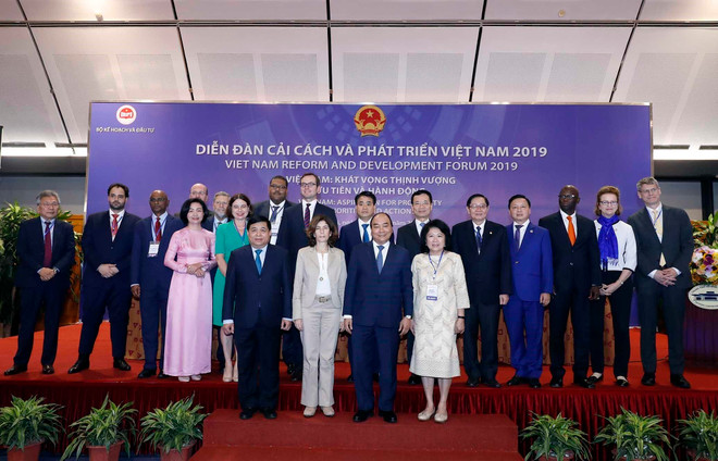 Thủ tướng: Lấy doanh nghiệp làm trung tâm, động lực phát triển ảnh 1