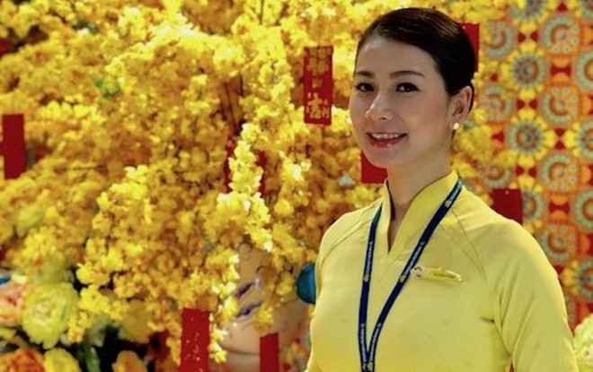 Tiếp viên Vietnam Airlines trả lại 13.000 USD khách quên trên máy bay ảnh 1