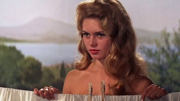 Brigitte Bardot Và Thượng đế đã tạo ra Saint Tropez... nơi EURO không tồn tại ảnh 4