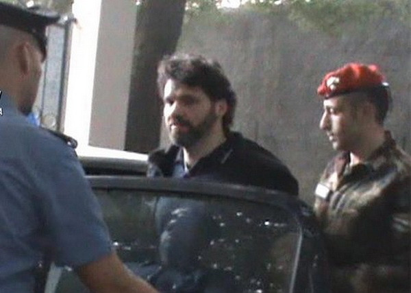 Italy bắt giữ một trùm mafia khét tiếng lẩn trốn suốt 2 thập kỷ ảnh 1