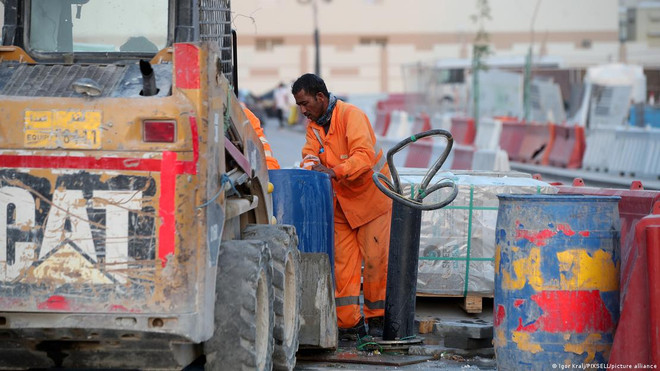 Sự thật về số người chết khi chuẩn bị cho World Cup 2022 ảnh 1