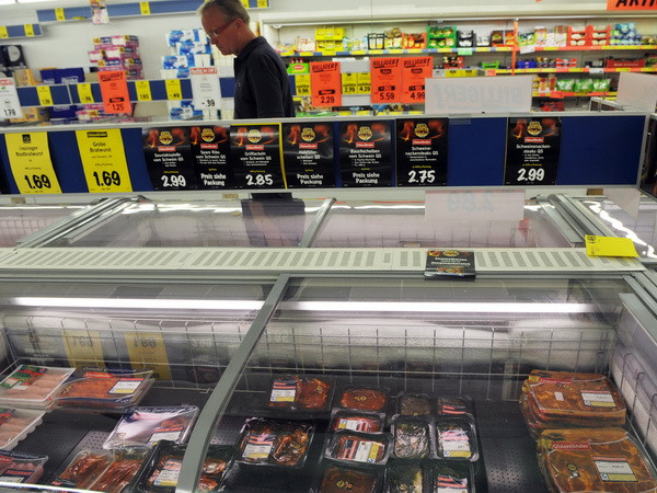 Eurozone phải nới lỏng tiền tệ hoặc rơi vào suy thoái? ảnh 1