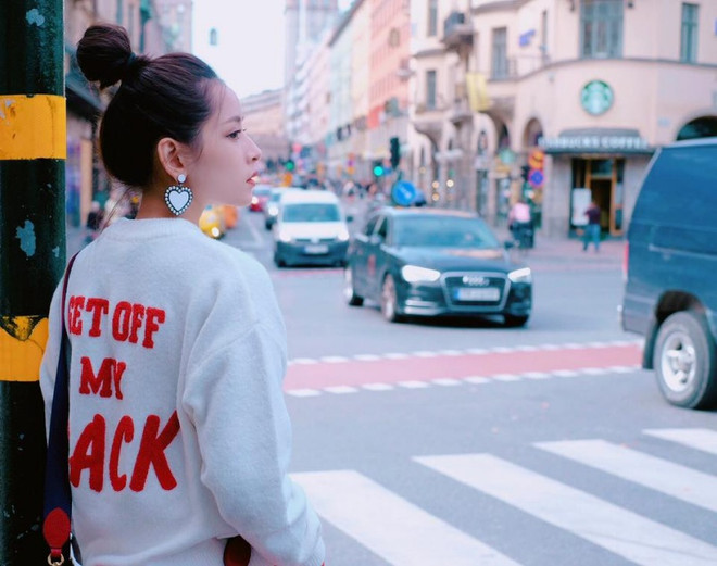 'Học lỏm' cách trang điểm đẹp không tì vết của hotgirl Chi Pu ảnh 1