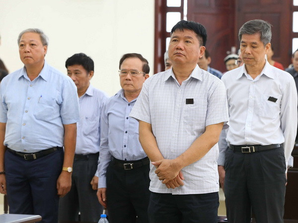 Vụ PVN: Giữ nguyên tội danh, hình phạt đối với Đinh La Thăng ảnh 1
