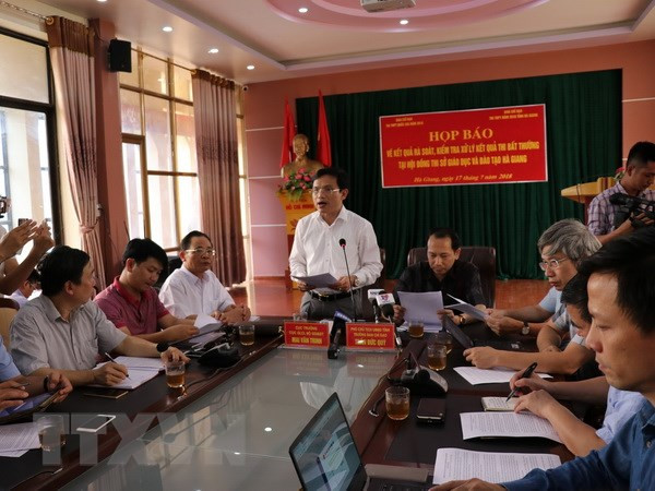 Sự kiện trong nước 16-22/7: Xôn xao vụ điểm thi cao bất thường ảnh 1