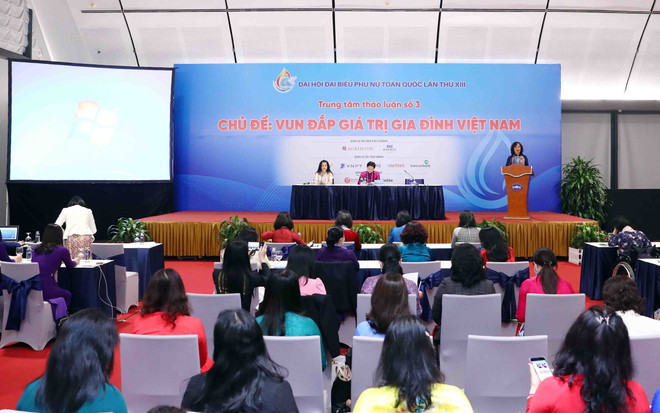 Phụ nữ chủ động, trách nhiệm trong vun đắp giá trị gia đình ảnh 1