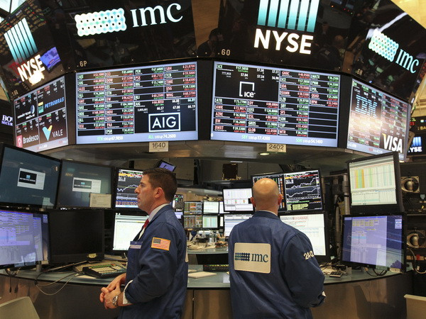 Ông Trump nắm quyền 100 ngày, Mỹ tăng trưởng thấp nhất trong 3 năm ảnh 1