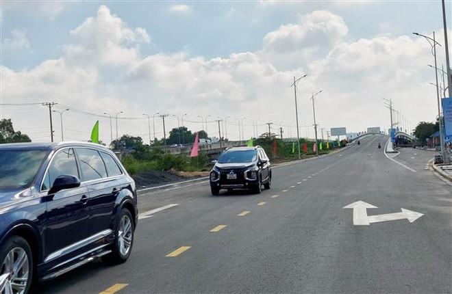 Ảnh minh họa. (Nguồn: TTXVN phát) Ban hành Nghị định quy định về tiêu chuẩn, định mức sử dụng xe ôtô ảnh 1