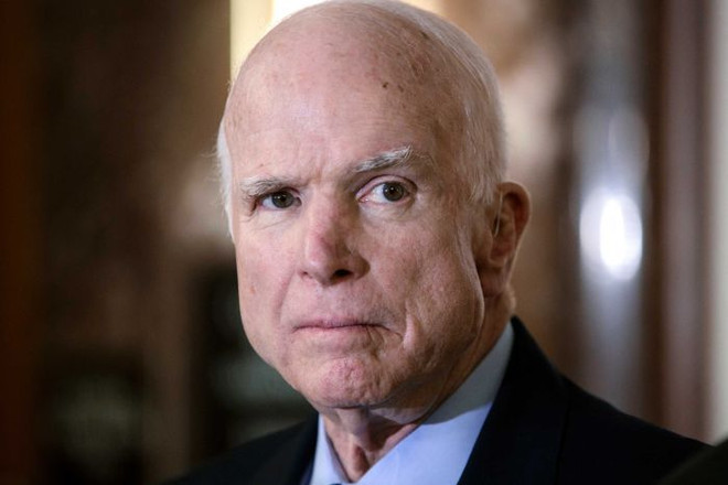 Mỹ: Thượng nghị sỹ John McCain ngừng điều trị ung thư não ảnh 1