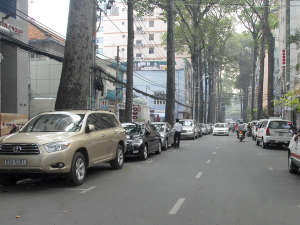 Vingroup đề xuất đầu tư 3.300 tỷ đồng cho bãi đỗ xe ngầm Hoa Lư ảnh 1