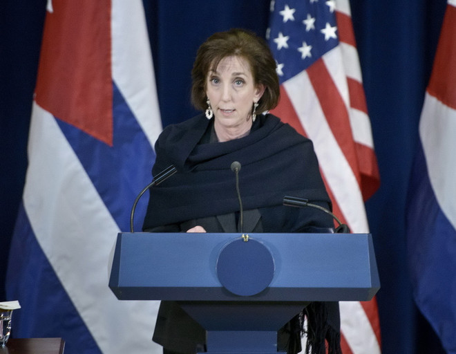 Trưởng đoàn đàm phán Mỹ đề nghị Quốc hội dỡ bỏ cấm vận Cuba ảnh 1