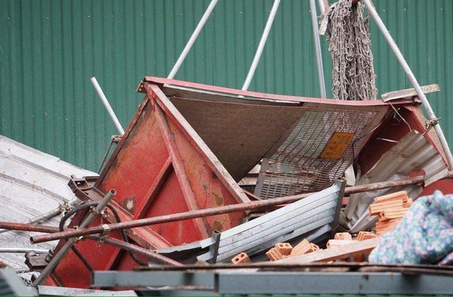 [Photo]: Rơi thang máy xây dựng khiến 2 người tử nạn ở Lĩnh Nam ảnh 5