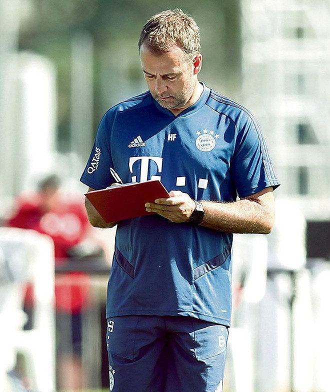 Salihamidzic nói gì về tương lai Flick, cuộc chiến Neuer và Nübel? ảnh 2