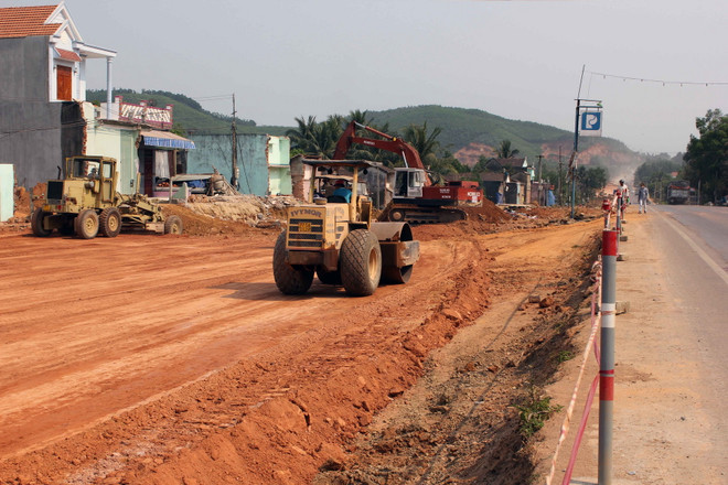 Bình Định giải phóng xong mặt bằng cho dự án nâng cấp Quốc lộ 1 ảnh 1