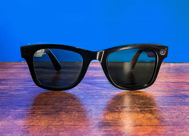 Facebook kết hợp với Ray-Ban ra mắt kính râm 'thông minh' ảnh 1