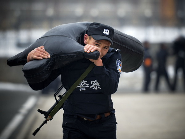 15 người chết trong vụ tấn công khủng bố tại Tân Cương ảnh 1