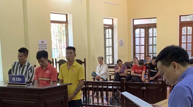 Phạt tù các đối tượng gây rối trật tự ở Cảng hàng không Thọ Xuân ảnh 1