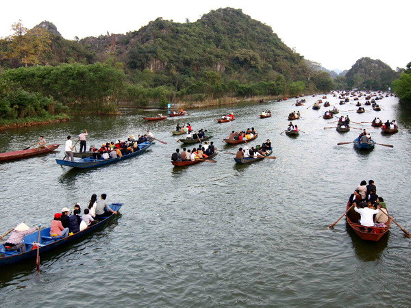 Hà Nội cấm treo thịt động vật tươi sống tại Lễ hội Chùa Hương ảnh 1
