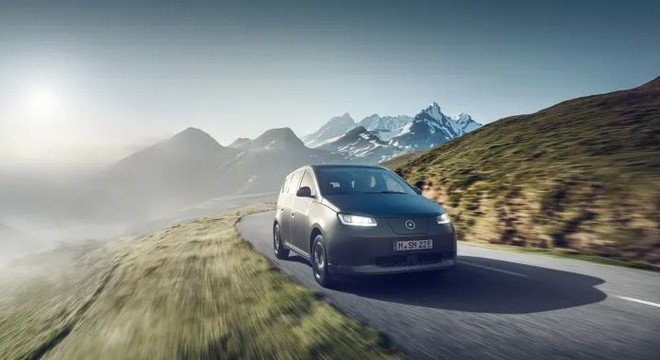 Ôtô dùng năng lượng mặt trời, tương lai của dòng xe điện? ảnh 2