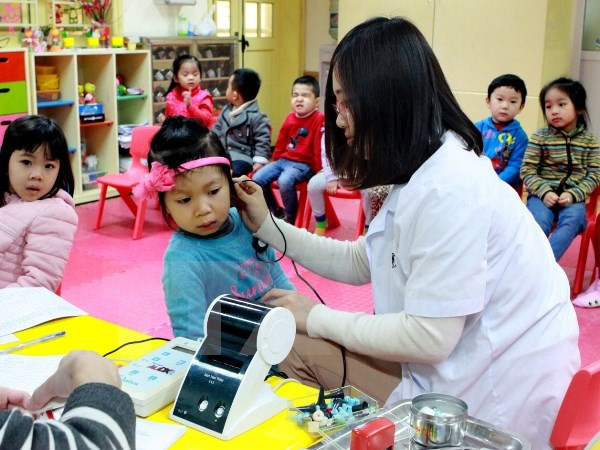 Thủ tướng yêu cầu tăng cường thực hiện bảo hiểm xã hội, y tế ảnh 1