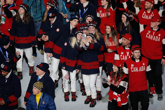 Chùm ảnh lễ bế mạc đậm màu sắc của Olympic Sochi ảnh 3