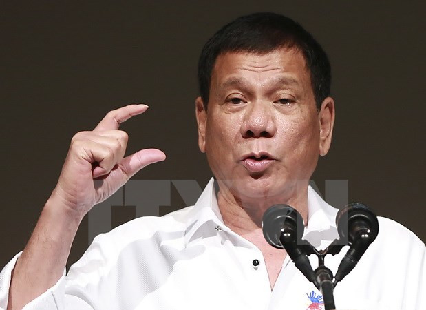Tổng thống Philippines Rodrigo Duterte. (Nguồn: AP/TTXVN) Chuyên gia: Tổng thống Philippines dường như đang xa rời ASEAN ảnh 1