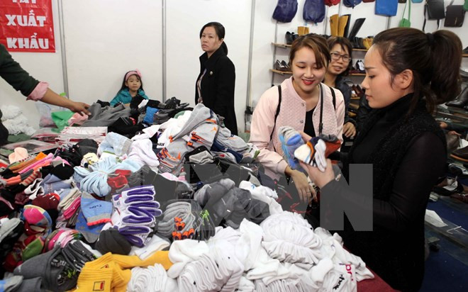 Hơn 350 doanh nghiệp tham gia Hội chợ Xúc tiến tiêu dùng 2015 ảnh 1