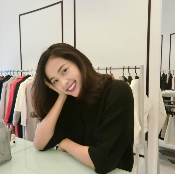 Son nude trầm mê hoặc mỹ nhân Việt những ngày cuối năm ảnh 17