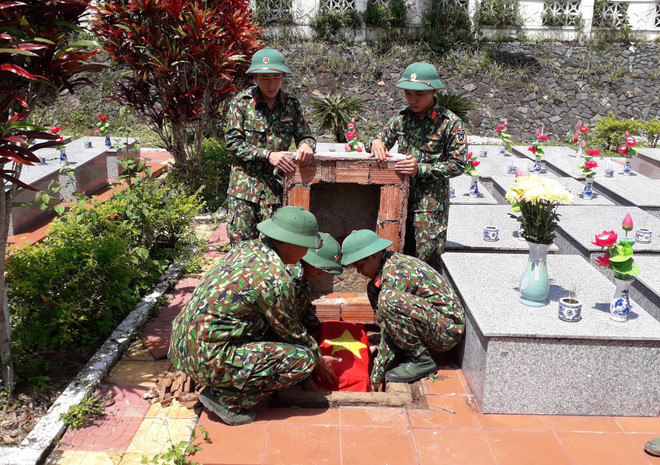 Kon Tum: An táng hài cốt liệt sỹ tìm thấy ở Vườn Quốc gia Chư Mom Ray ảnh 1