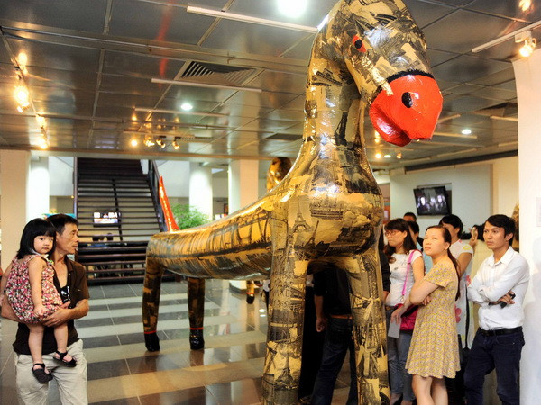 Giao lưu hữu nghị nhân dịp kết thúc năm chéo Việt Nam-Pháp ảnh 1