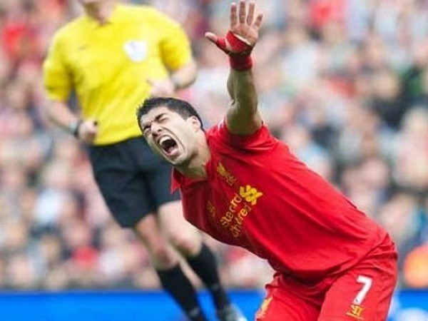 Tin 28/12: Casillas muốn rời Real, Mourinho "trù ẻo" Suarez ảnh 1